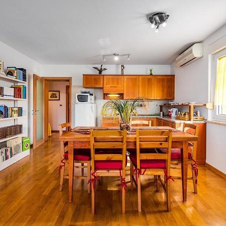 Valessia House With Apartment Umag Exterior foto